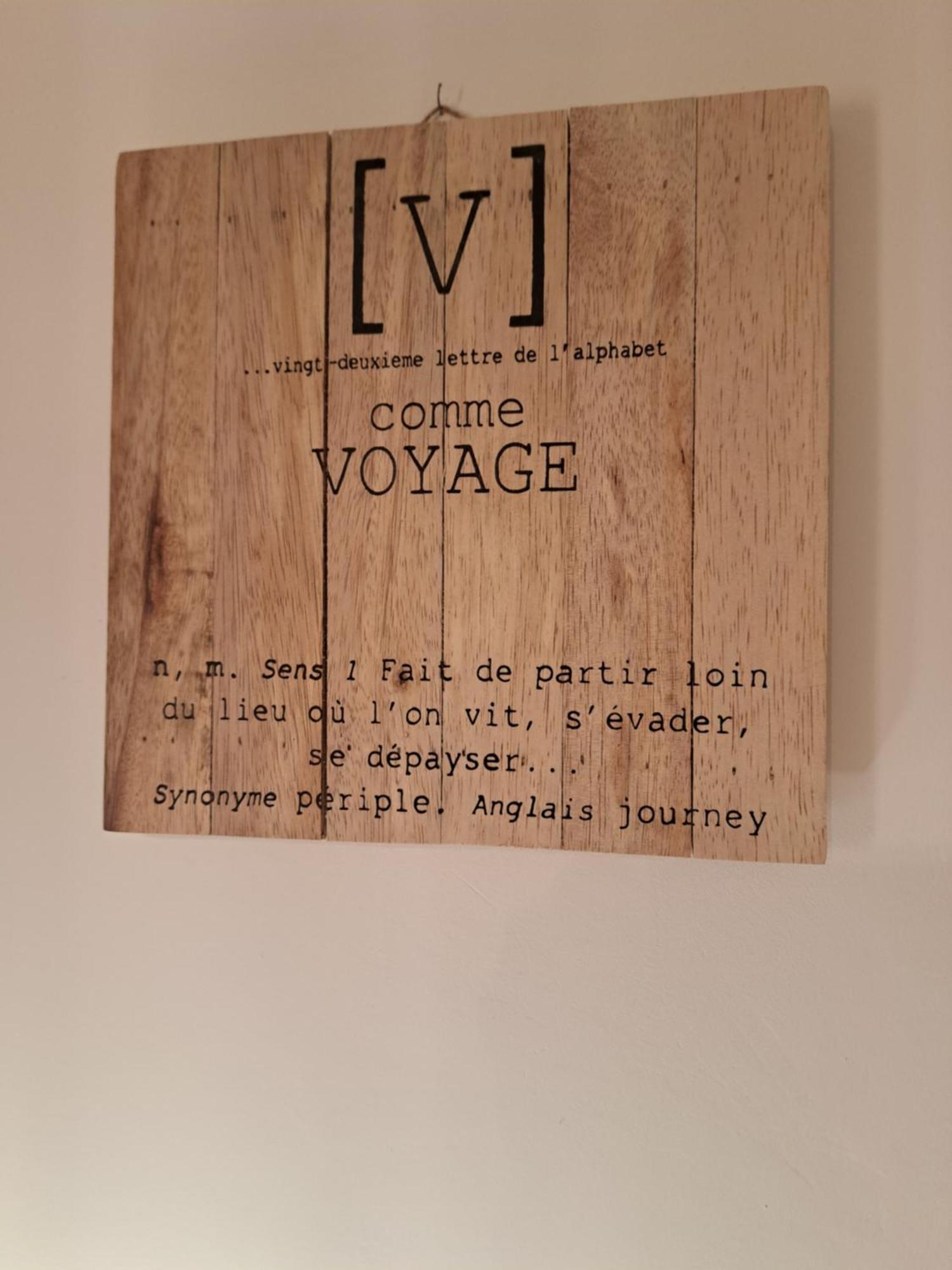 Hotel Le Cottage De Sophie Valernes Room photo