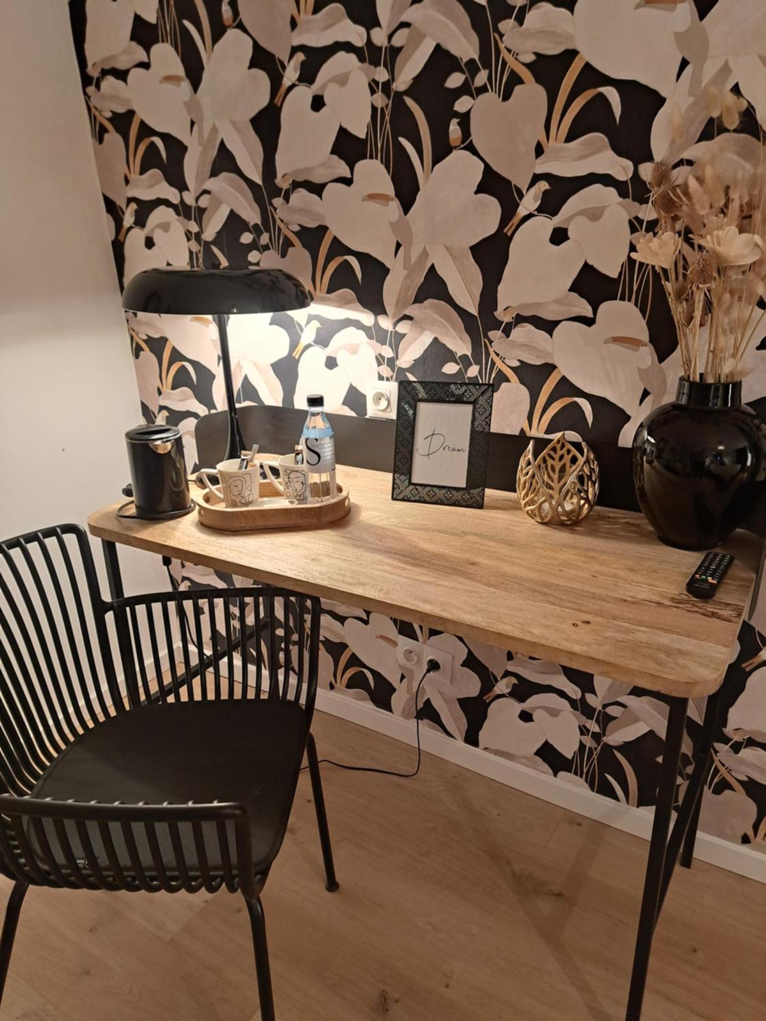 Hotel Le Cottage De Sophie Valernes Room photo