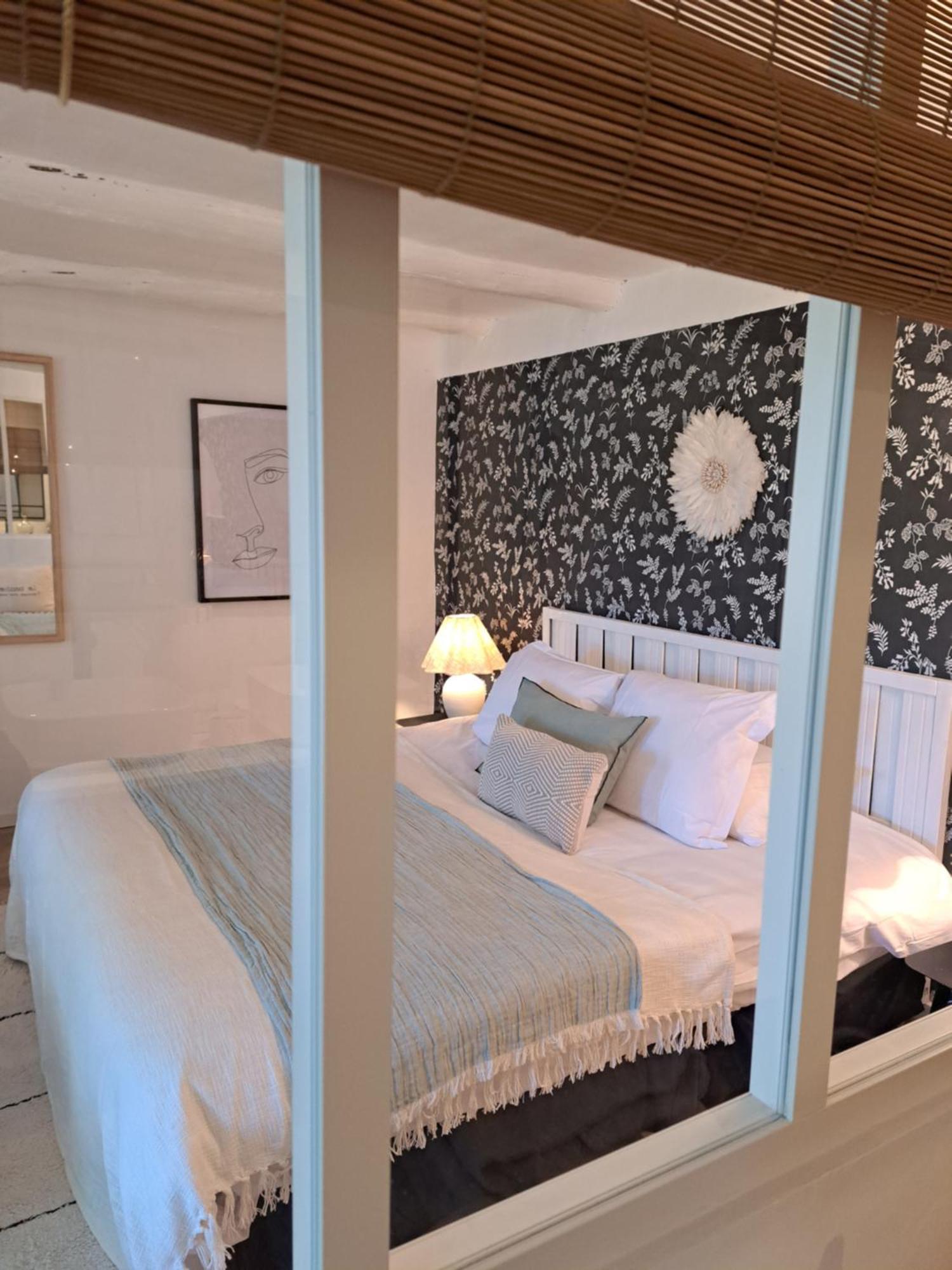 Hotel Le Cottage De Sophie Valernes Room photo