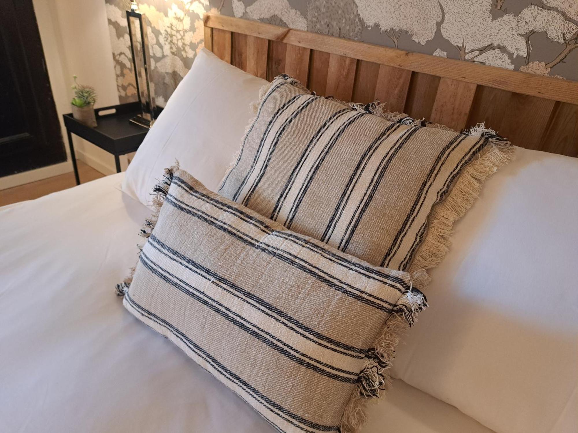 Hotel Le Cottage De Sophie Valernes Room photo